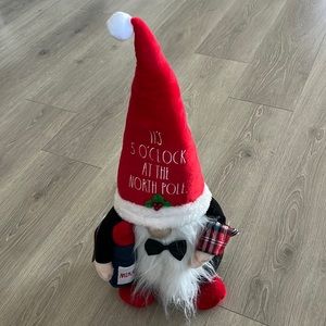 NWT Rae Dunn 🎅🏼 It’s 5 O’Clock Somewhere at the North Pole Gnome 🥂🍷🍻